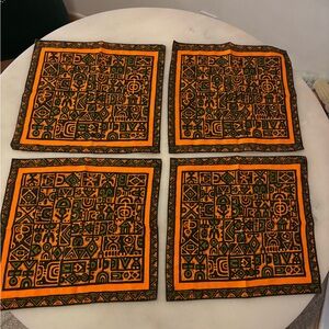 Vintage cloth napkins / placemats - Orange Pattern - Set of 4